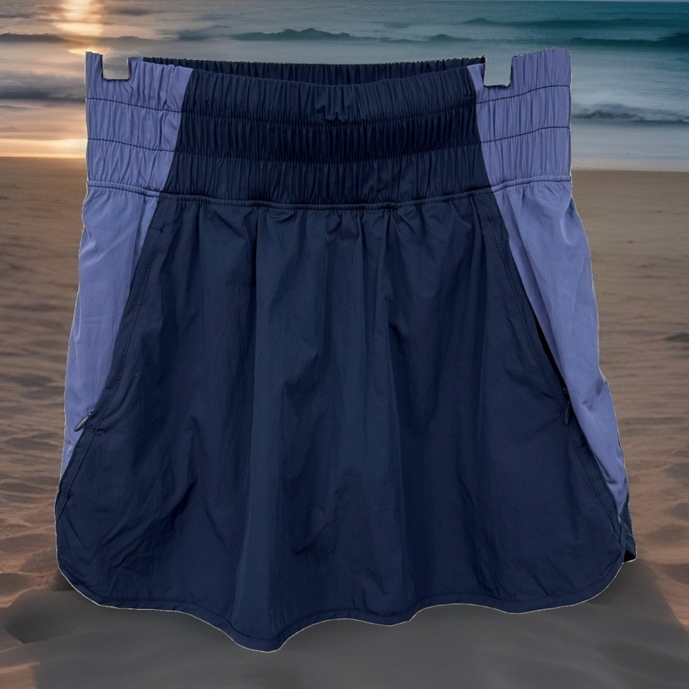 Yogalicious Bailey Skort Womens Size XS Navy/Light Blue Athletic Leisure Workout